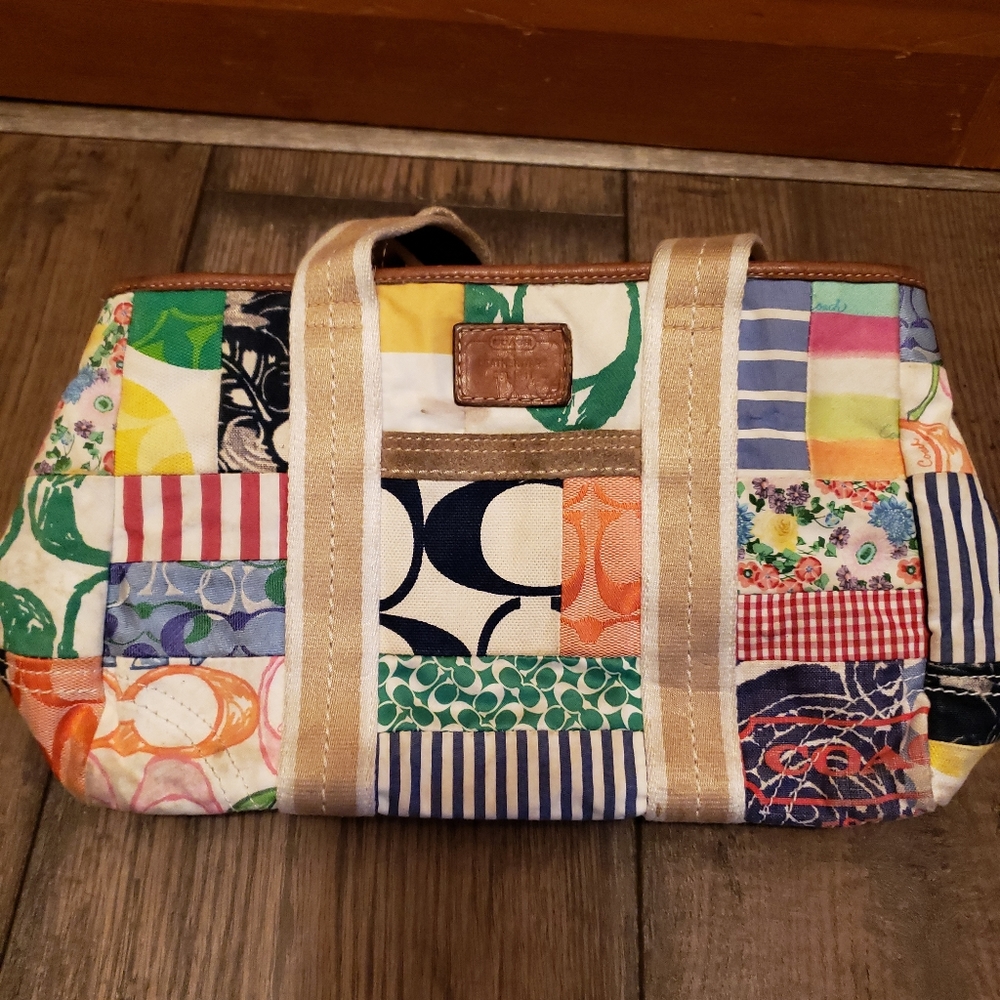 Purse - Picture 2 of 3